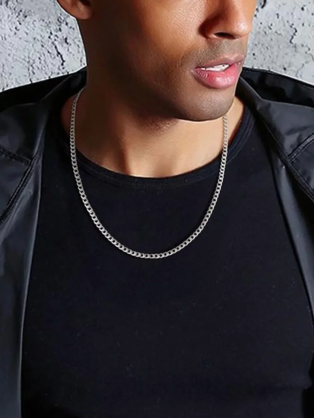 Stainless Steel Cuban Link Chain Necklace for Men - Stylish Jewelry Accessory